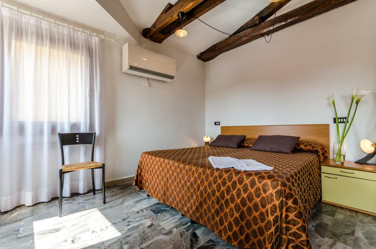 Hotel Ariel Silva Венеция Экстерьер фото